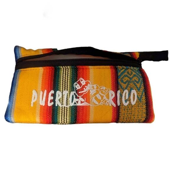 Puerto Rico Multicolor Knit Pouch Wristlet Zipper Closure Imported Frog Logo - Picture 1 of 5